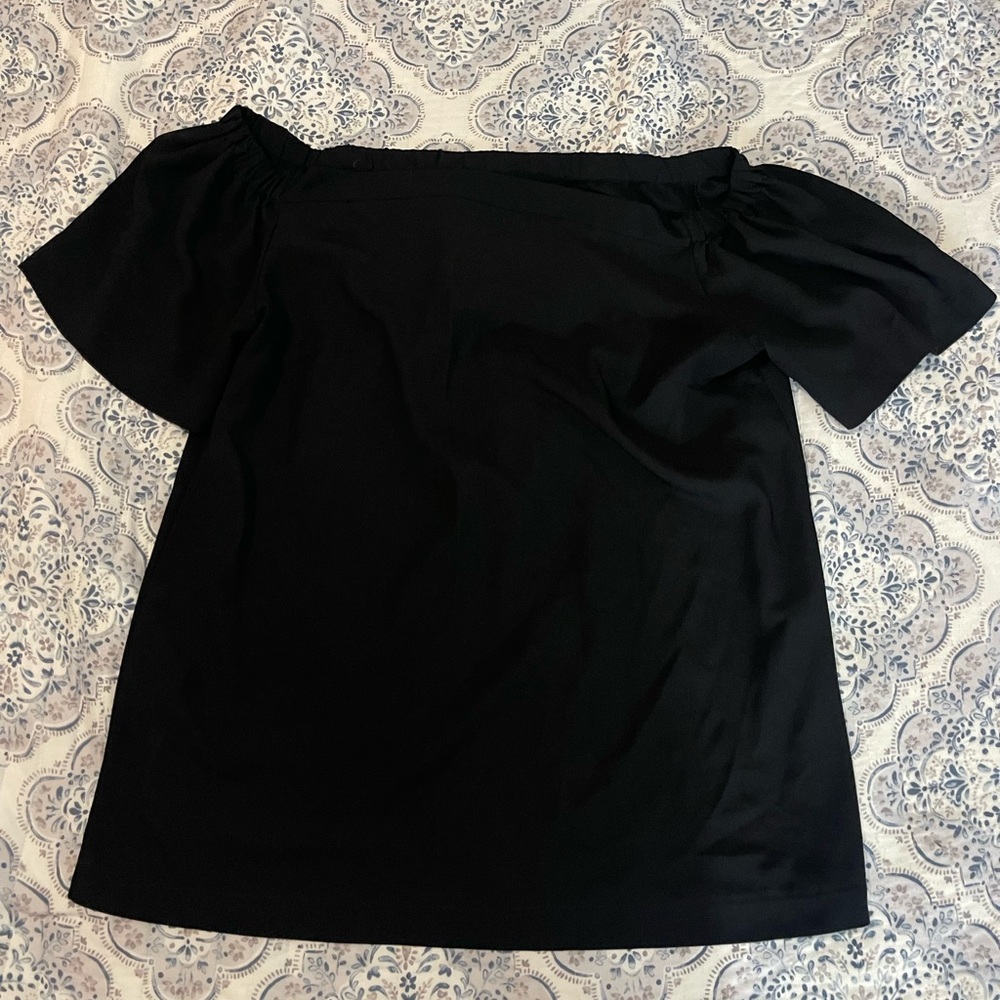 Pleione Black Off-Shoulder Blouse